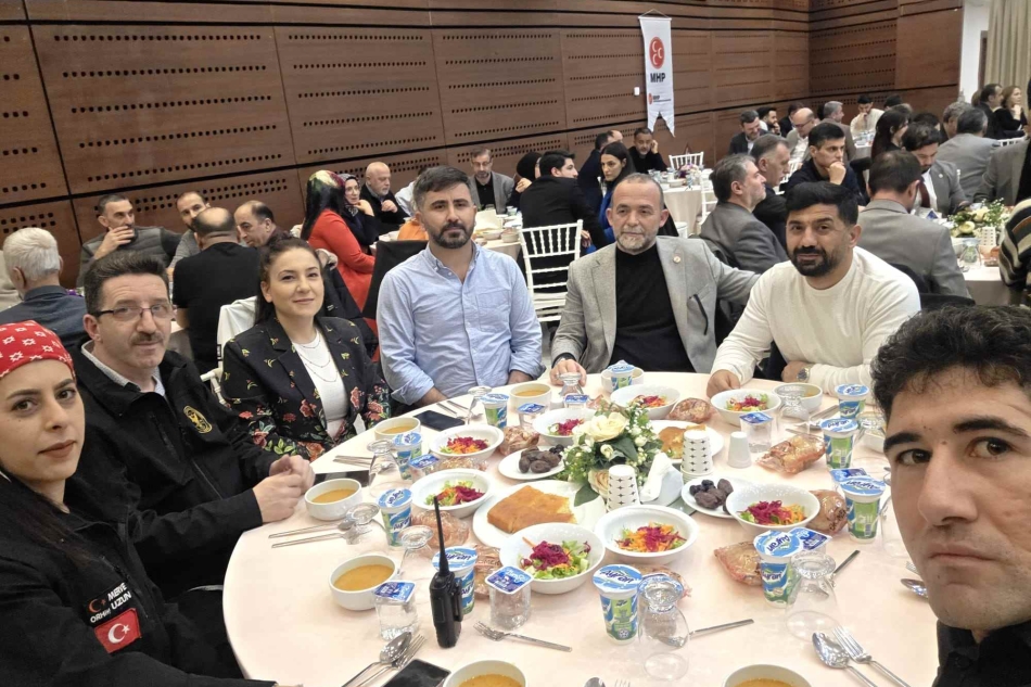 UTAK Istanbul il temsilciligi Baskanimiz Merve UZUN ile ekibi Ilce İftar Davetine Katıldı